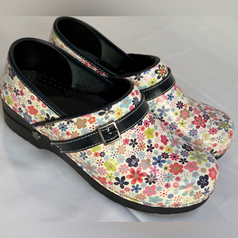 Koi Sanita Floral Nursing Clogs with Black Trim-Size 39